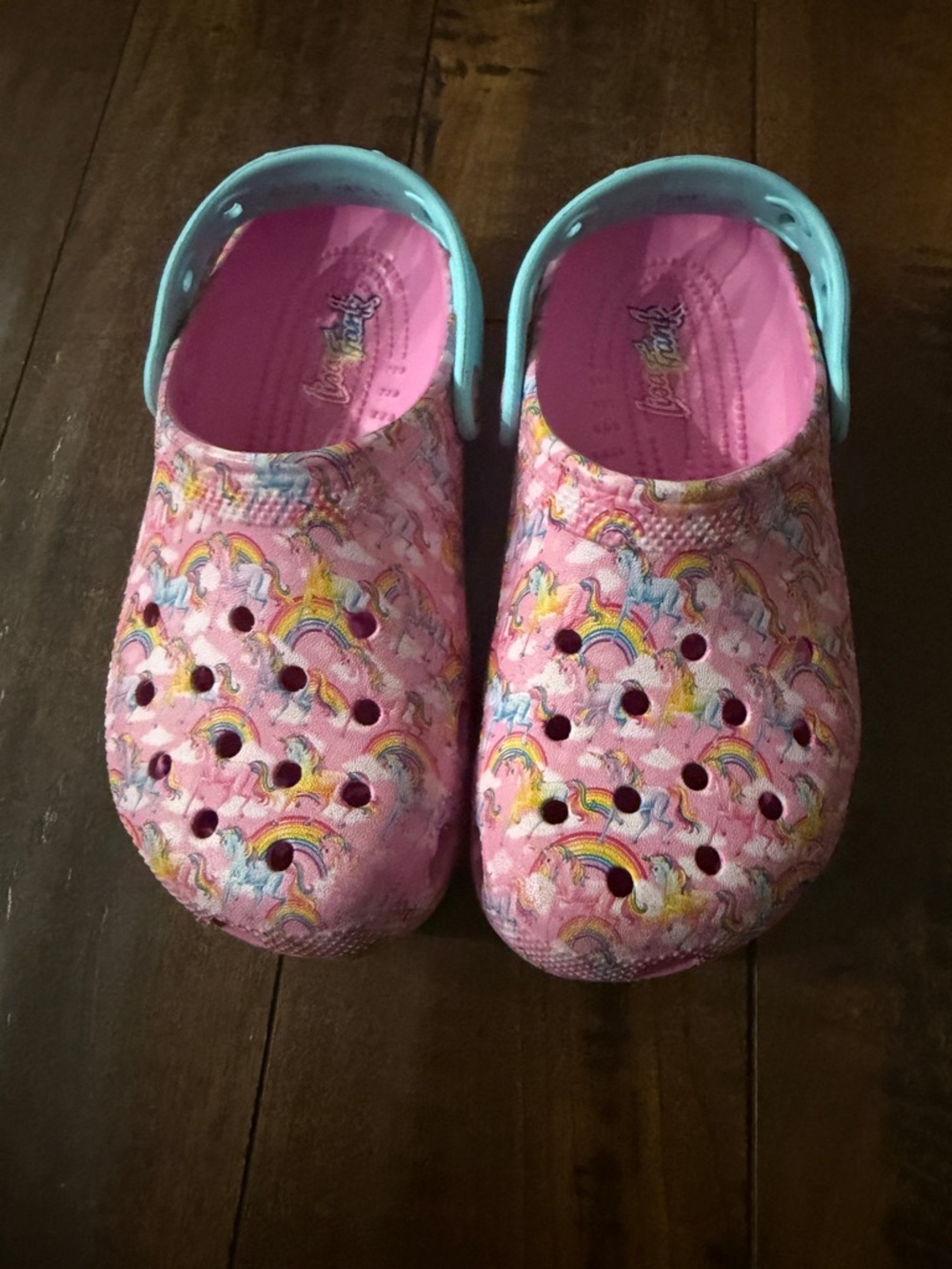 CROCS J2 Classic Lisa Frank Pink Classic Clog Unicorn Rainbow Print